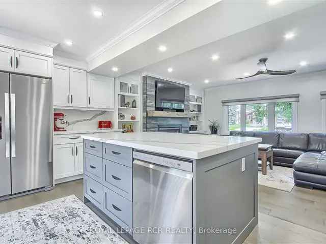 Fully Renovated Lake Simcoe Home with Private Park Access