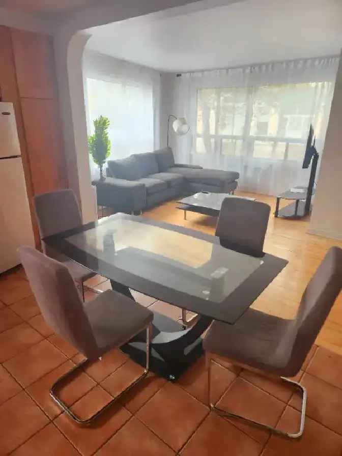 Private Room Rental for Students and Young Professionals