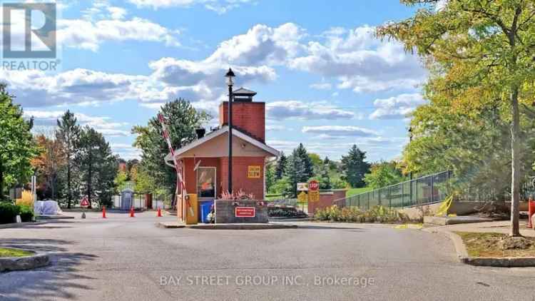 Apartment For Sale in 1883, McNicoll Avenue, Toronto, Ontario