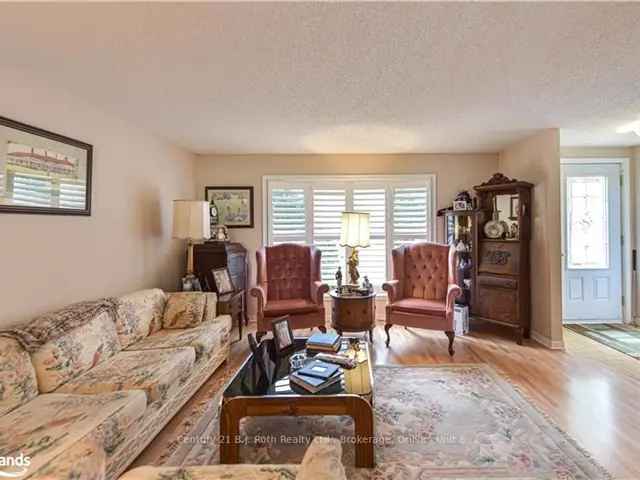 2 Bedroom Bungalow with Pond Views and Community Amenities