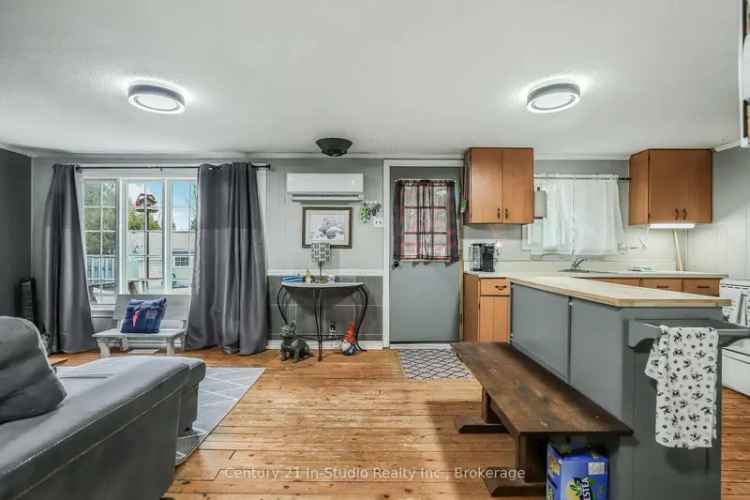 Sauble Beach 3-Bedroom Home Near River and Beach