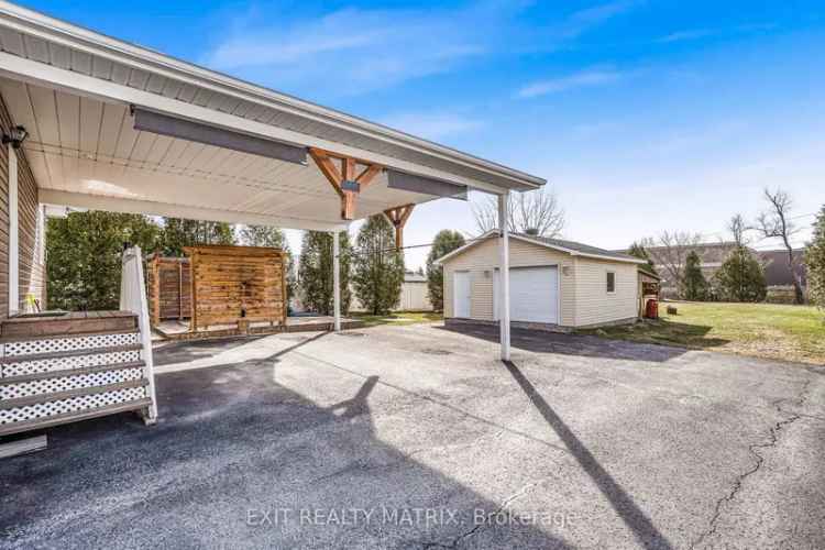 Updated Bungalow with In-Law Suite - Ideal for Multigenerational Living or Home Business
