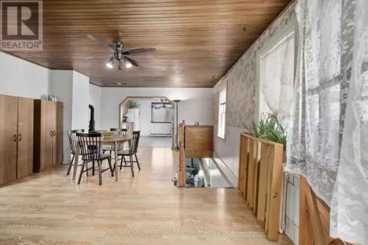 Roseneath Country Home with Walk-out Basement and Barn