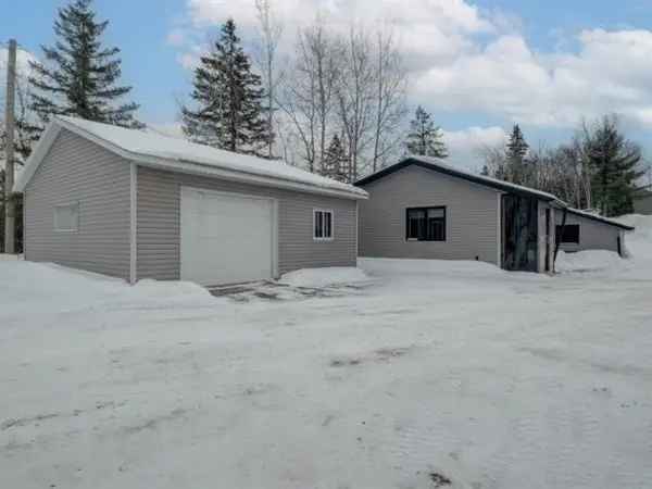 Bungalow for Sale near Verte River