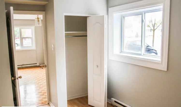 Rent one bedroom apartment in Gatineau Aylmer with parking and amenities