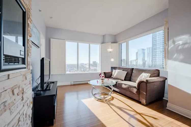 Rent Bright Corner Apartment with Stunning Views in Downtown