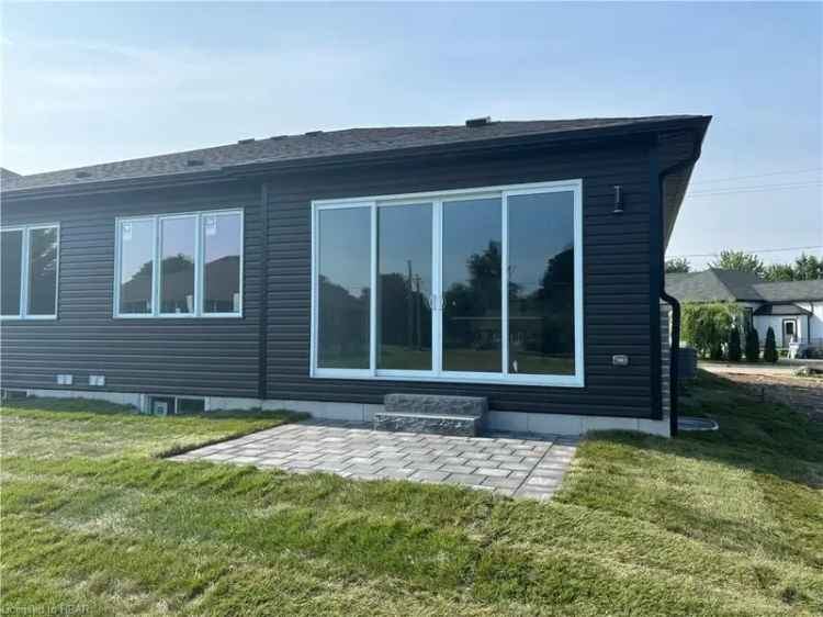 House For Sale in Goderich, Ontario