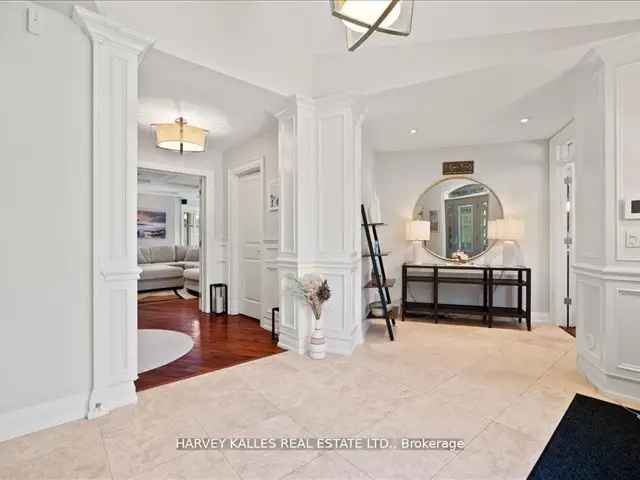 House For Sale in Mississauga, Ontario