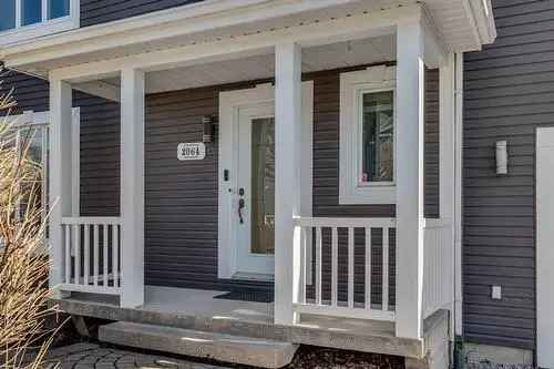 5 Bedroom Family Home with Modern Kitchen and Bonus Room
