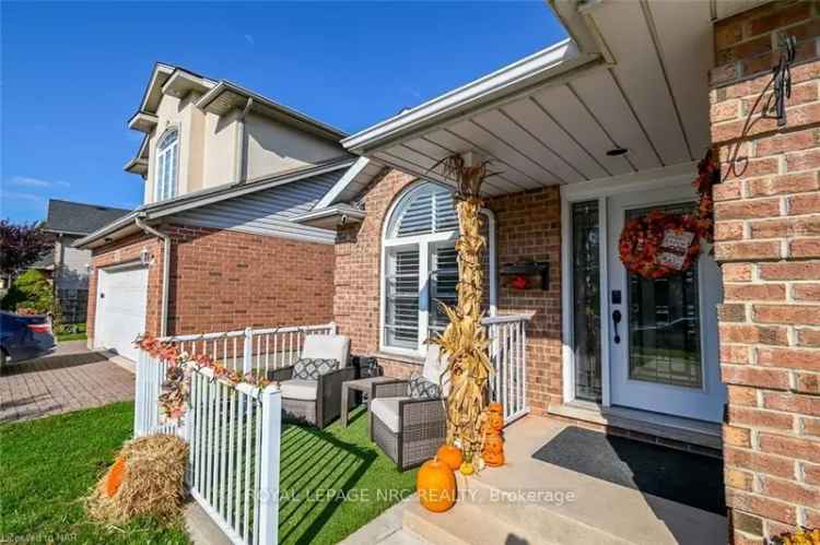 Buy House in Niagara Falls with In-Law Suite and Private Backyard