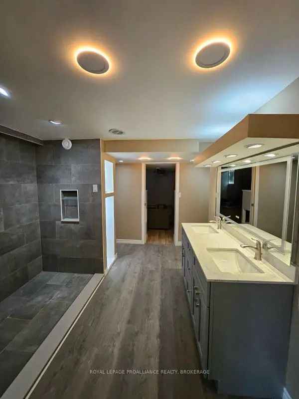 House For Sale in Yellowknife, Northwest Territories