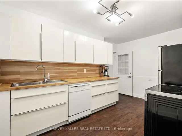 Summerhill Home near Subway Spacious 3 Bedroom Updated Kitchen