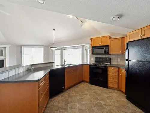 Condo For Sale In Beaumaris, Edmonton, Alberta