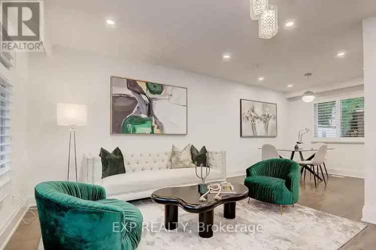 8 PEACOCK LANE 5-Bedroom Family Home with 2 Kitchens