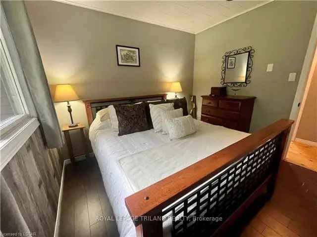 House For Sale in Municipality of Northern Bruce Peninsula, Ontario