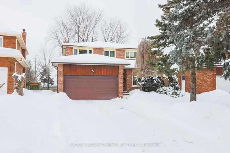 Immaculate Detached Home in Prime Thornhill