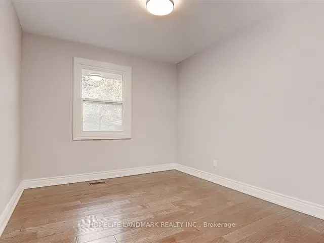 House For Sale in Toronto, Ontario