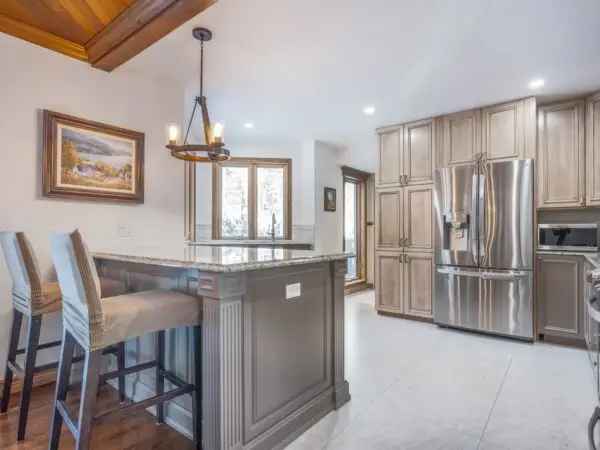 Two-Storey Home for Sale in Saddlebrook Montérégie