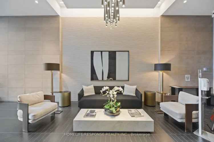 Upscale Yorkville 1-Bedroom Suite Fully Furnished