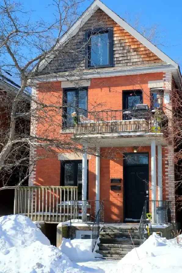 Rent 2 Bedroom Apartment in Trendy Hintonburg with Great Features