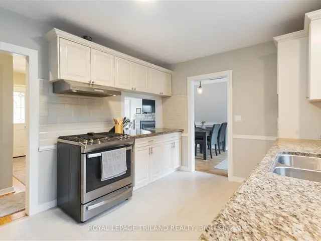 House For Sale in North Middlesex, Ontario