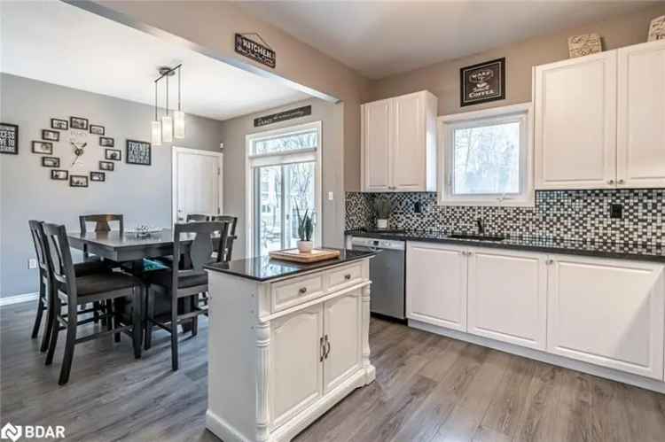 House For Sale in Innisfil, Ontario