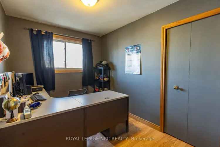 House For Sale in Toronto, Ontario