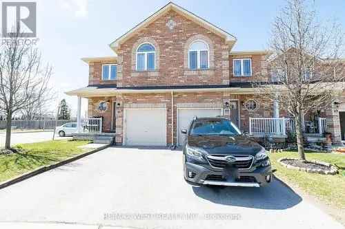 Townhouse For Sale In Barrie, Ontario