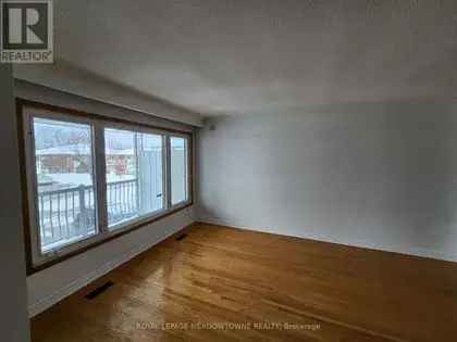 3 rooms apartment of 186 m² in Toronto