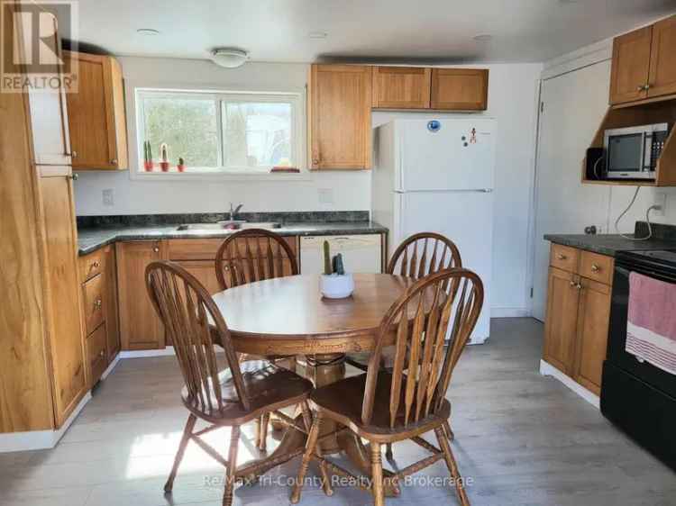 House For Sale in 11, Church Street, South-West Oxford, Ontario