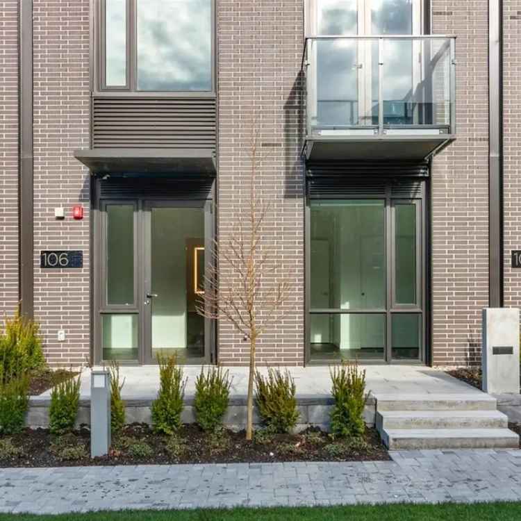 Rent Townhome in Vancouver with Premier Amenities and UBC Proximity