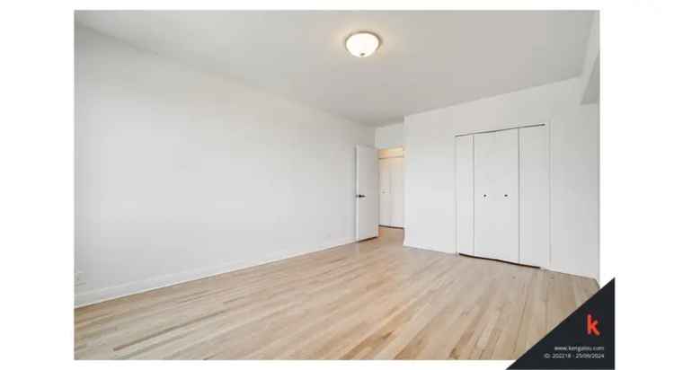 Large 2-Bedroom Apartment in Cote-Des-Neiges