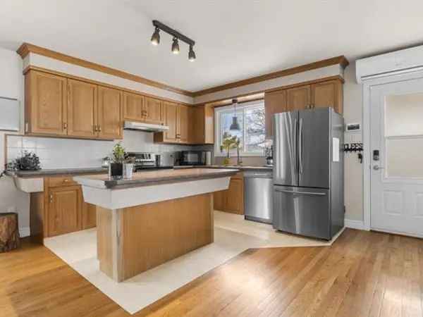 Bungalow for Sale Estrie 4 Bedrooms 2 Bathrooms Large Lot