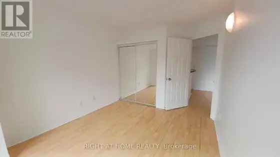 1 room apartment of 405 m² in Toronto