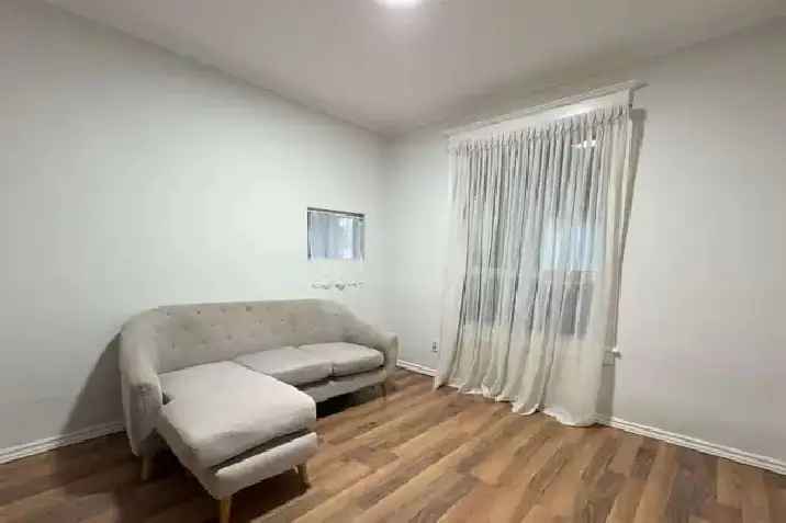 Cozy Semi-Detached House for Rent in East York