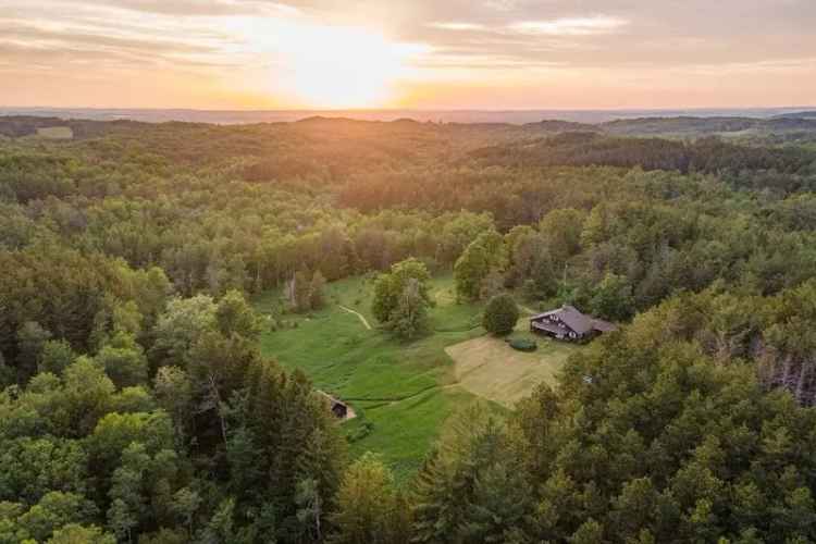 Buy Vintage 1930s Family Retreat in Ontario with Stunning Features