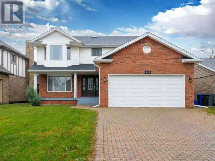 4 Bedroom 2 Storey House in Tecumseh with 2 Car Garage