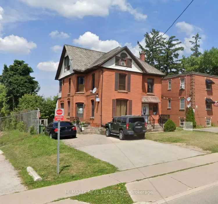 10-Bed Residential Care Facility Investment Opportunity in Stoney Creek