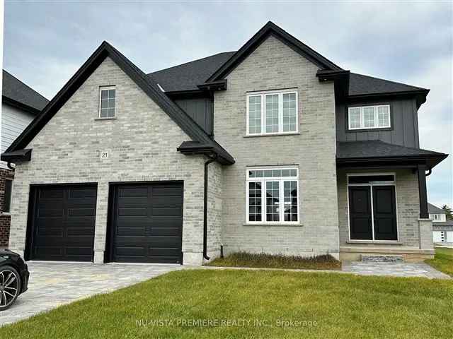 Luxury 4-Bedroom Home Near 401