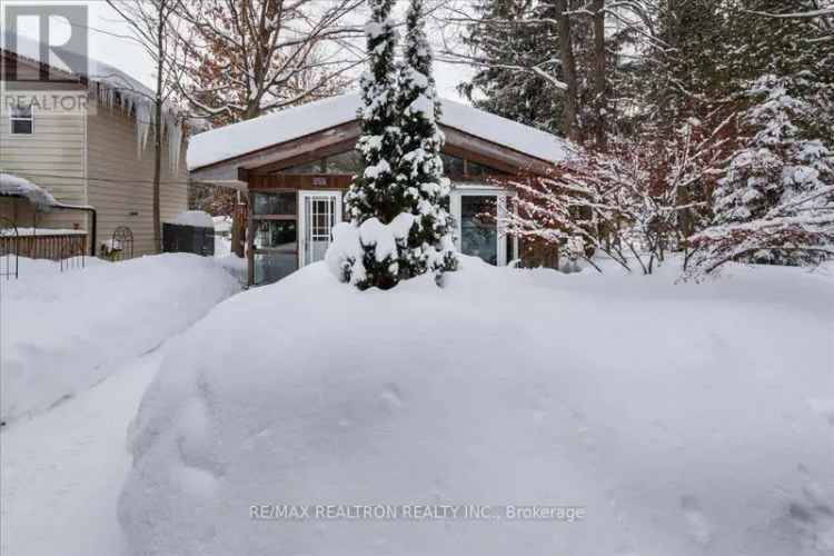 Charming Lake Simcoe Bungalow 3 Beds New Deck Fenced Yard