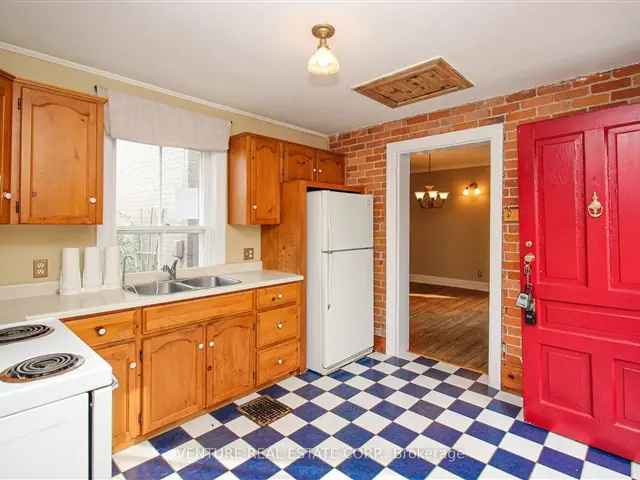 House For Sale in Guelph, Ontario