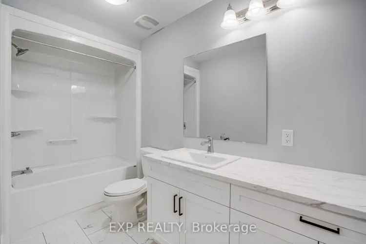 Limoges End-Unit Townhome - Chef's Kitchen, Spa Ensuite, 3 Bedrooms