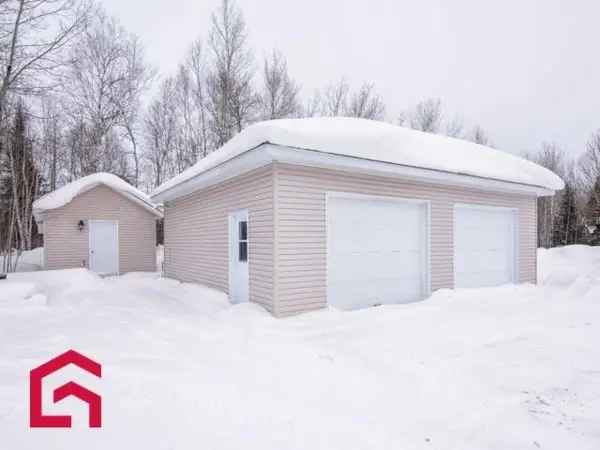 4-Bedroom 2-Bath Home with In-Ground Pool and Double Garage