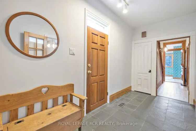 1897 Century Home Bolton Downtown Charm 3 Beds Private Drive