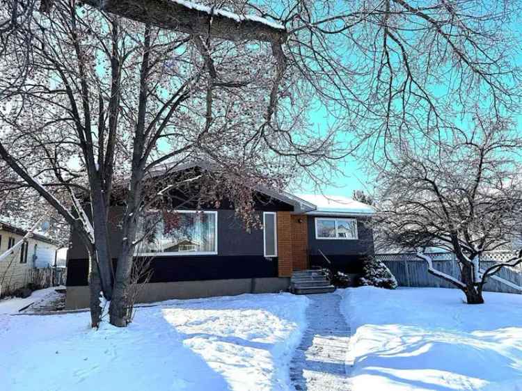 Family Bungalow with Detached Garage Near Schools