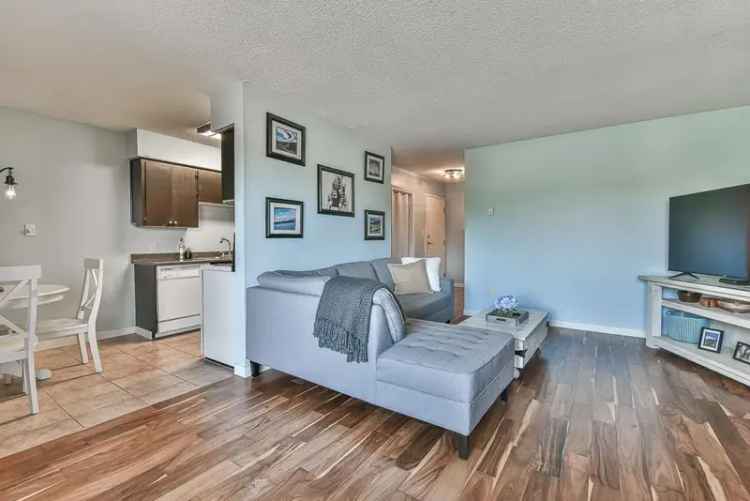 Glenwood Manor 1 Bedroom Condo for Sale