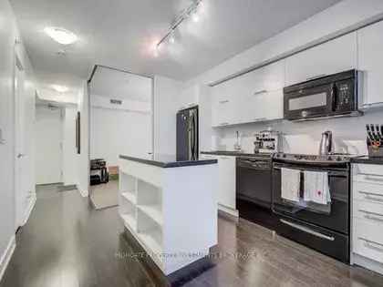 2 rooms apartment of 640 m² in Toronto