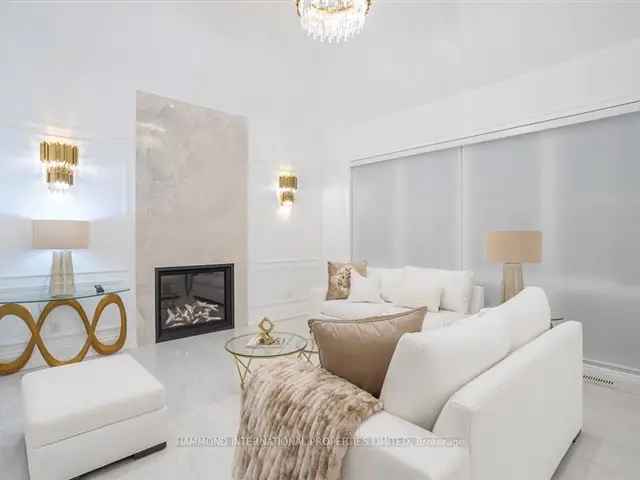 House For Sale in Mississauga, Ontario