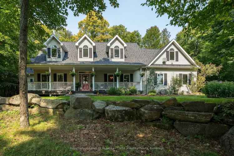 Custom country home for sale in Huntsville, Muskoka with lake access