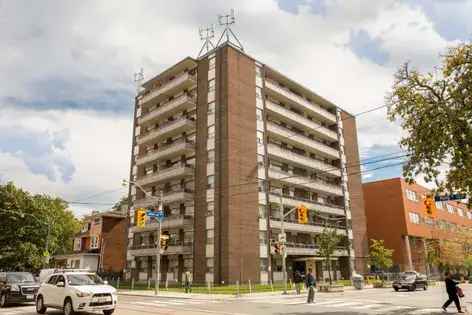 2 rooms apartment of 86 m² in Toronto